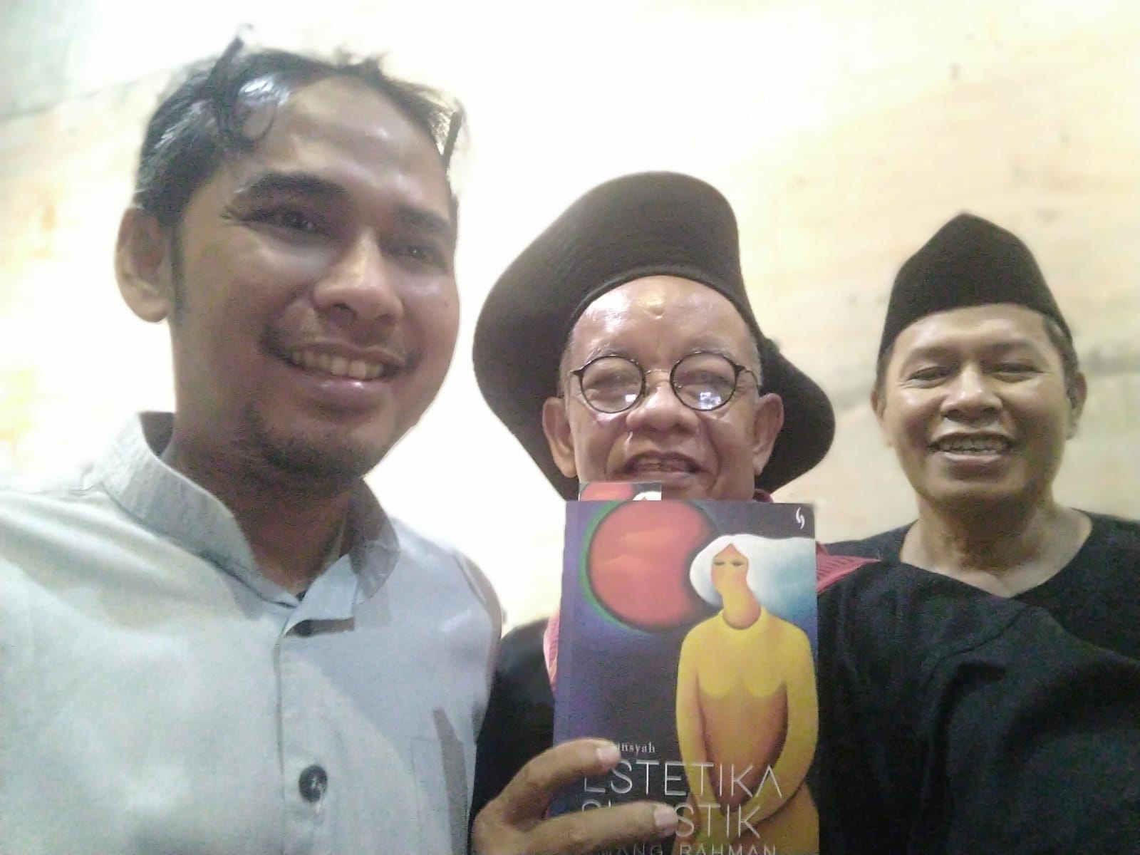 Amang Rahman Hidup Kembali (04): SUFI BUKAN SOAL HALAL DAN HARAM